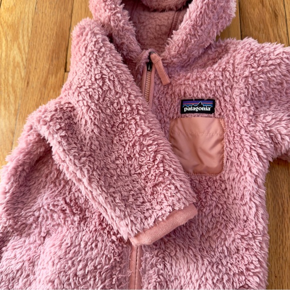 Patagonia furry friend bunting in pink - Picture 3 of 6